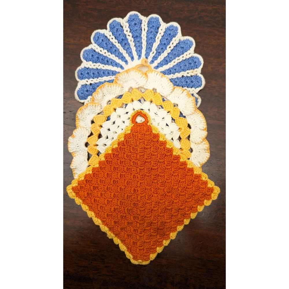 Vintage Handmade Crochet Potholders Lot of 3 Farmhouse Cottage Kitchen Retro - Picture 4 of 7